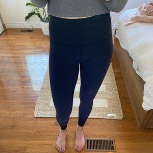 Navy Blue Lululemon Wunder Under Leggings